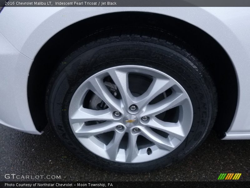 Iridescent Pearl Tricoat / Jet Black 2016 Chevrolet Malibu LT