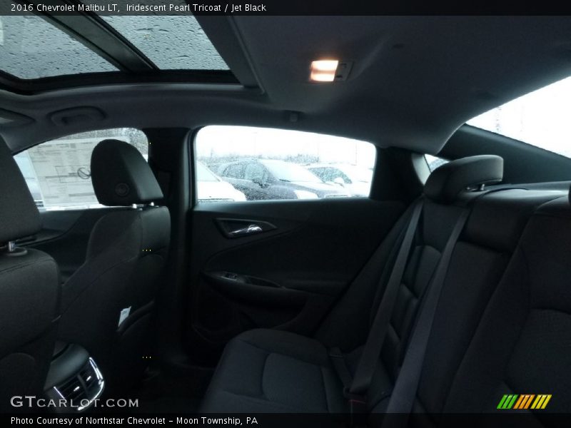 Iridescent Pearl Tricoat / Jet Black 2016 Chevrolet Malibu LT