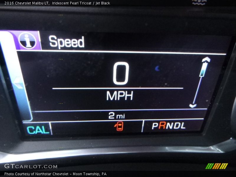 Iridescent Pearl Tricoat / Jet Black 2016 Chevrolet Malibu LT