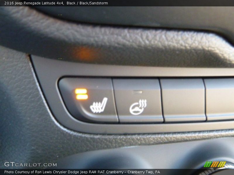 Black / Black/Sandstorm 2016 Jeep Renegade Latitude 4x4