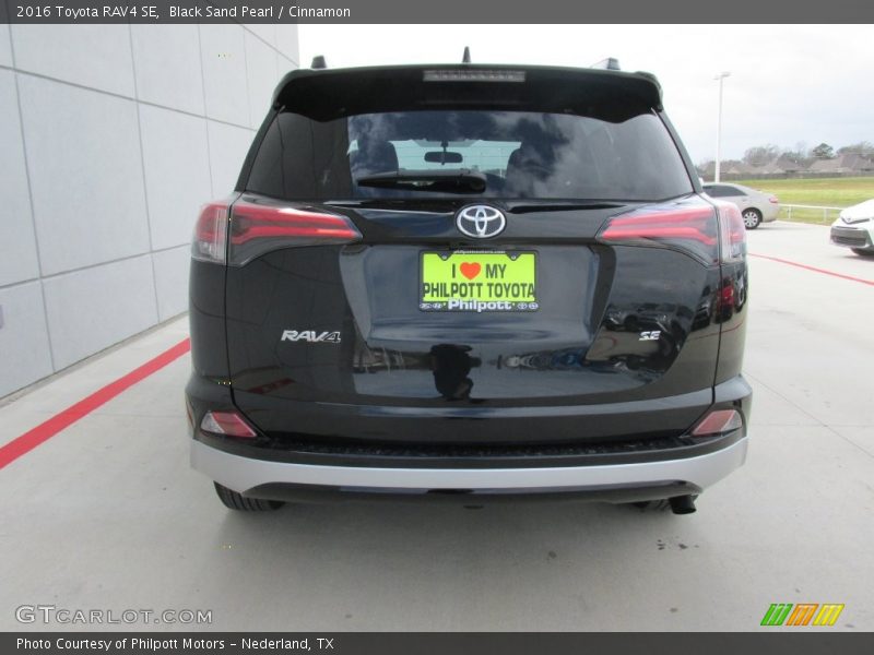 Black Sand Pearl / Cinnamon 2016 Toyota RAV4 SE