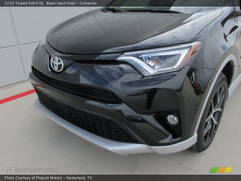  2016 RAV4 SE Black Sand Pearl