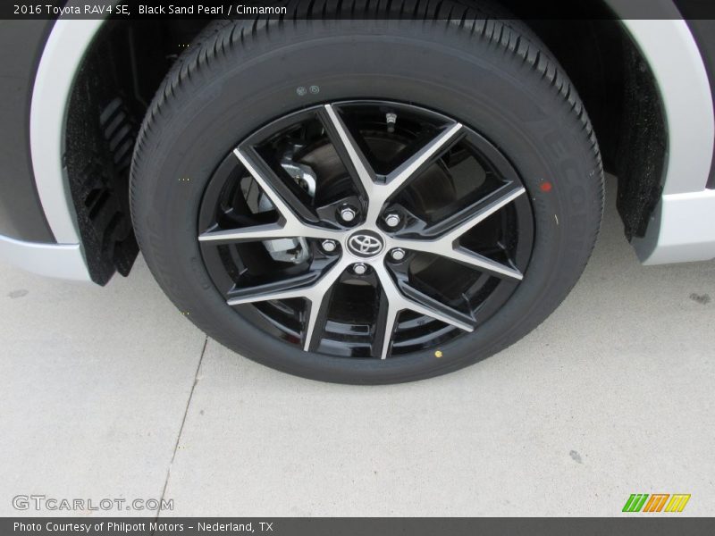  2016 RAV4 SE Wheel