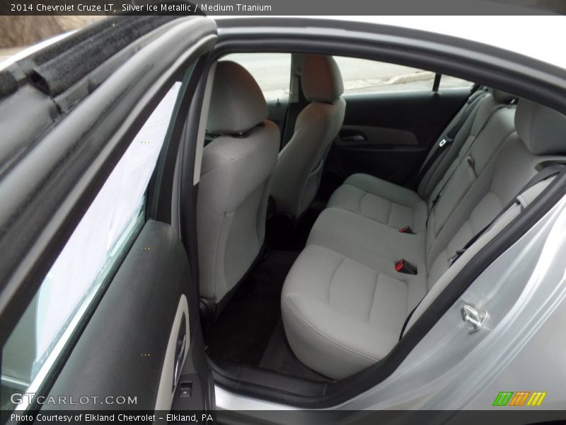 Silver Ice Metallic / Medium Titanium 2014 Chevrolet Cruze LT