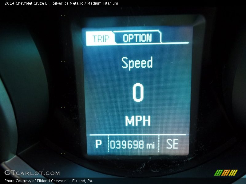 Silver Ice Metallic / Medium Titanium 2014 Chevrolet Cruze LT