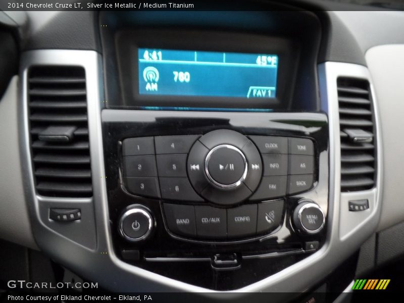Silver Ice Metallic / Medium Titanium 2014 Chevrolet Cruze LT