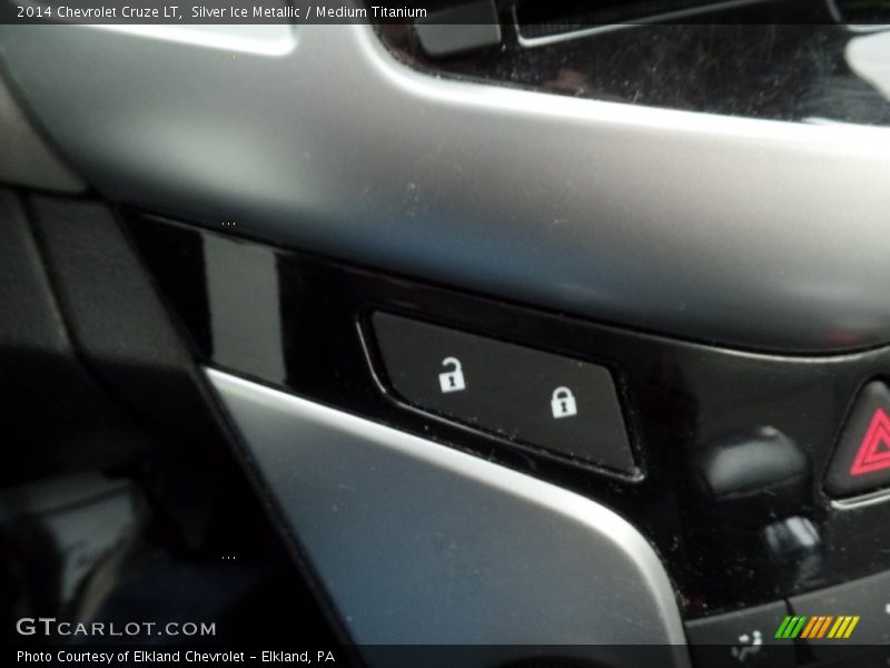 Silver Ice Metallic / Medium Titanium 2014 Chevrolet Cruze LT