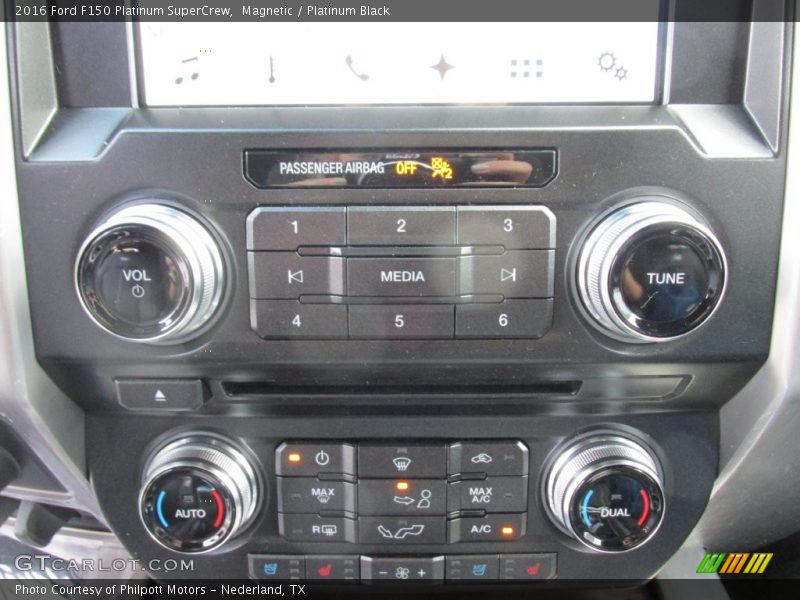 Magnetic / Platinum Black 2016 Ford F150 Platinum SuperCrew
