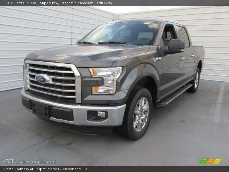 Magnetic / Medium Earth Gray 2016 Ford F150 XLT SuperCrew