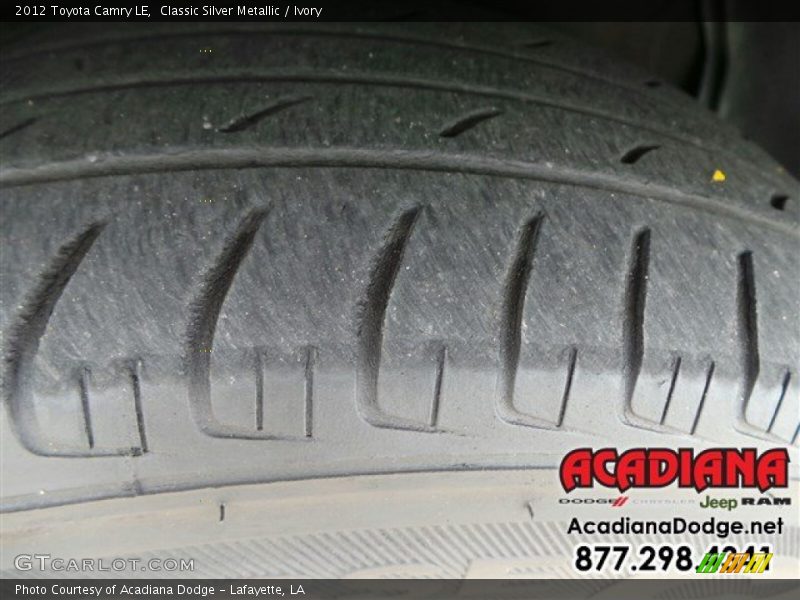 Classic Silver Metallic / Ivory 2012 Toyota Camry LE