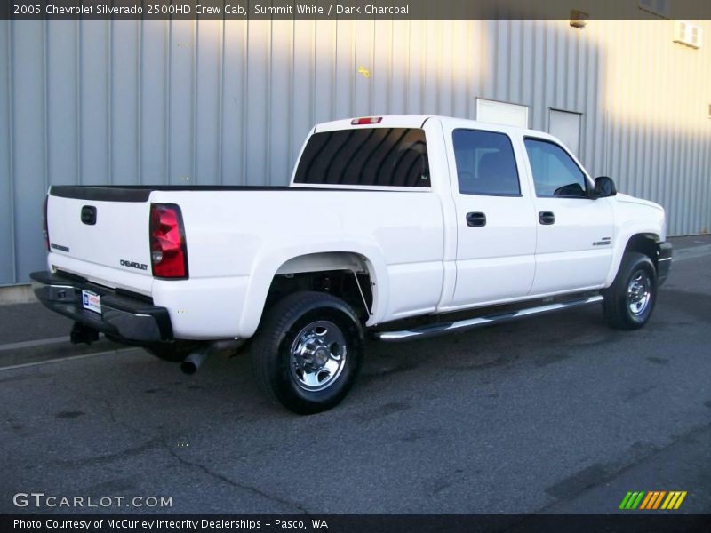 Summit White / Dark Charcoal 2005 Chevrolet Silverado 2500HD Crew Cab