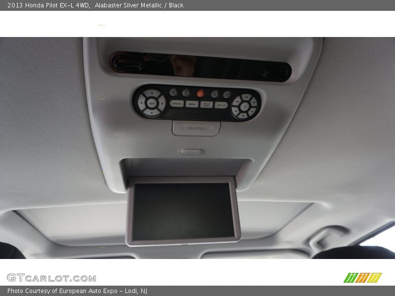 Alabaster Silver Metallic / Black 2013 Honda Pilot EX-L 4WD
