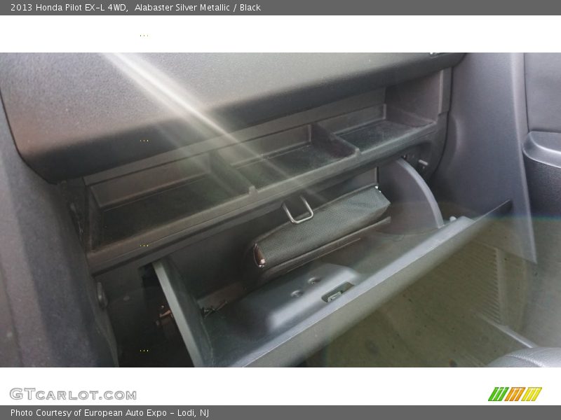Alabaster Silver Metallic / Black 2013 Honda Pilot EX-L 4WD