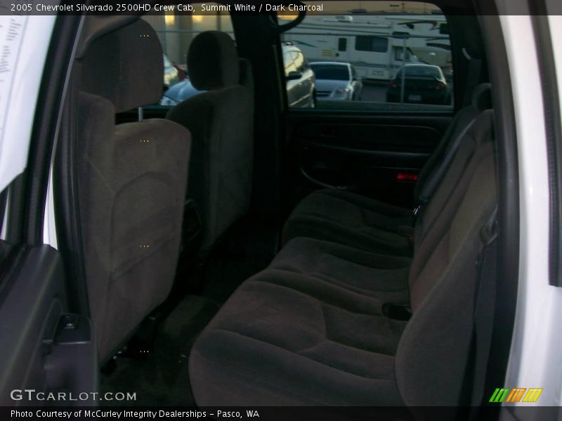 Summit White / Dark Charcoal 2005 Chevrolet Silverado 2500HD Crew Cab