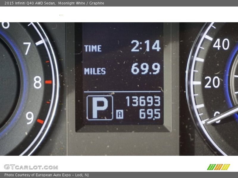 Moonlight White / Graphite 2015 Infiniti Q40 AWD Sedan