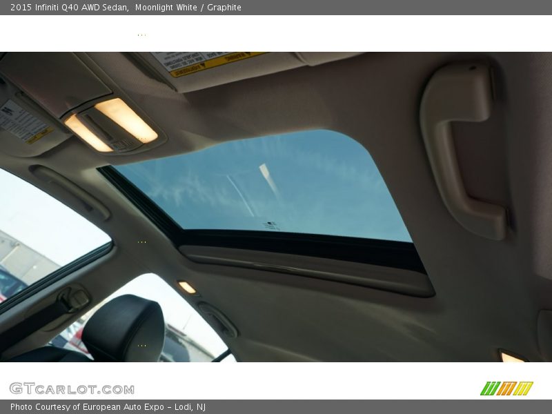 Moonlight White / Graphite 2015 Infiniti Q40 AWD Sedan