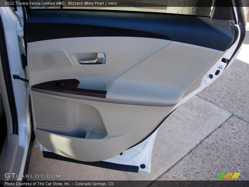 Blizzard White Pearl / Ivory 2012 Toyota Venza Limited AWD