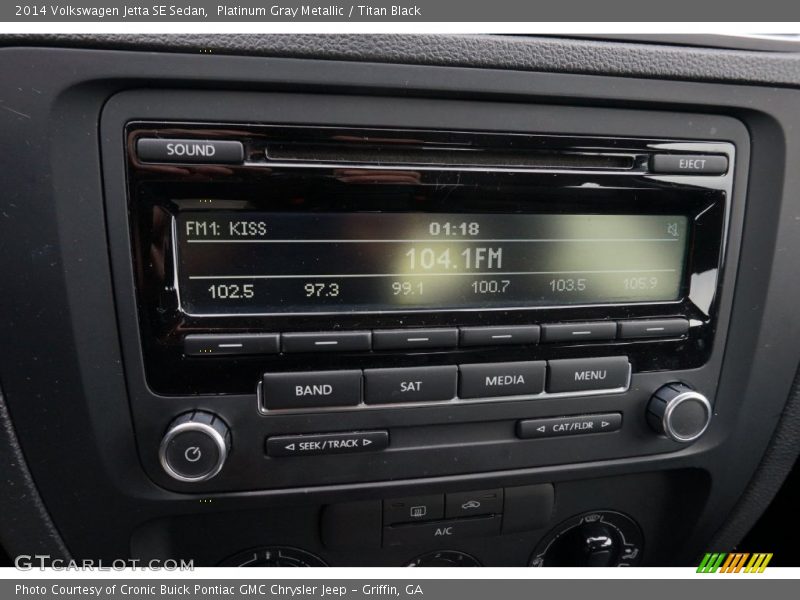 Platinum Gray Metallic / Titan Black 2014 Volkswagen Jetta SE Sedan