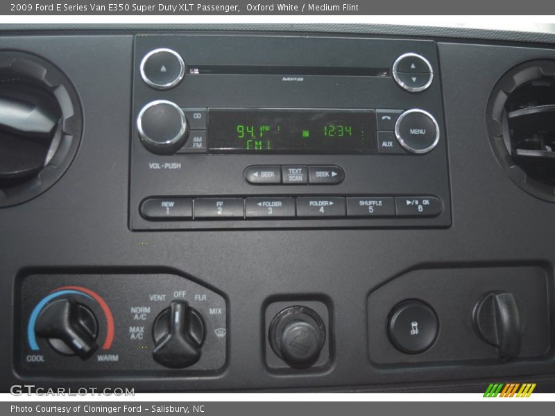 Oxford White / Medium Flint 2009 Ford E Series Van E350 Super Duty XLT Passenger
