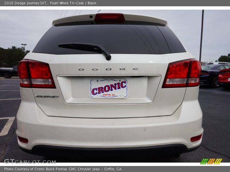 Pearl White Tri-Coat / Black 2016 Dodge Journey SXT