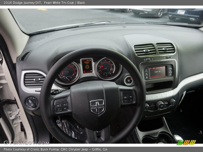 Pearl White Tri-Coat / Black 2016 Dodge Journey SXT