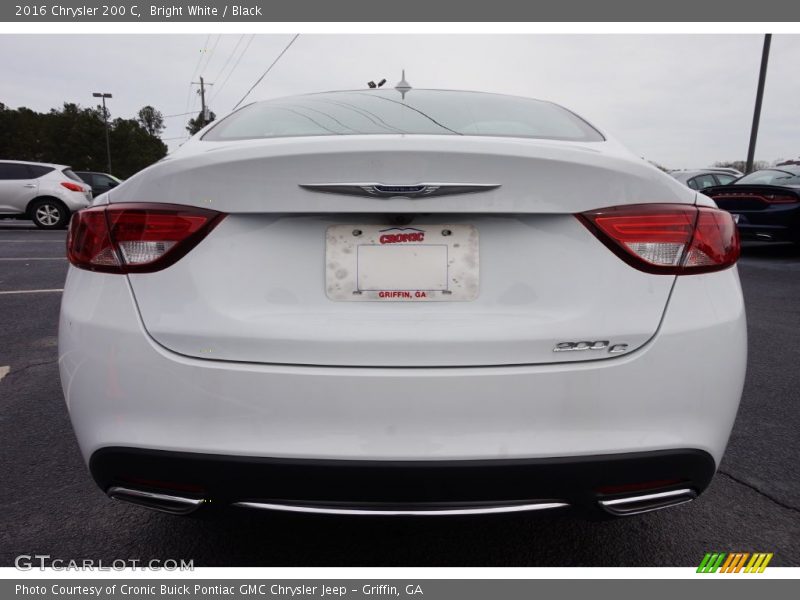Bright White / Black 2016 Chrysler 200 C
