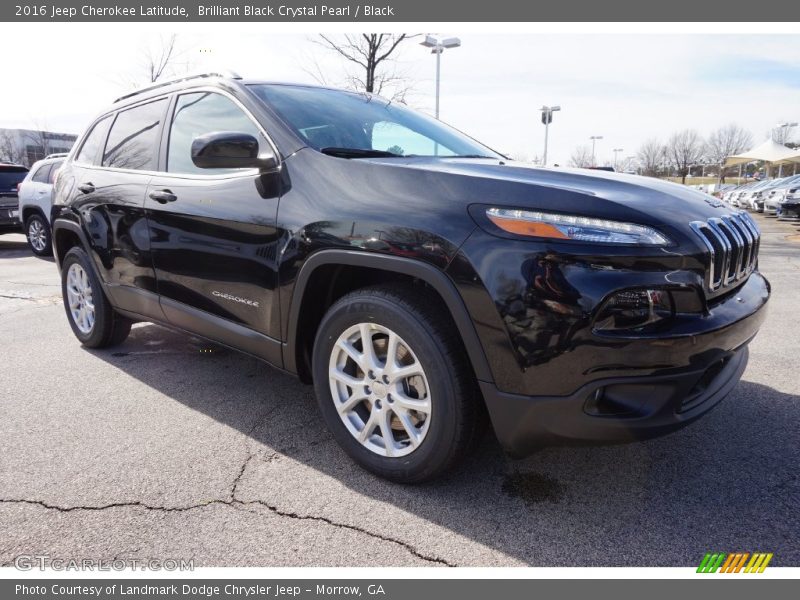 Brilliant Black Crystal Pearl / Black 2016 Jeep Cherokee Latitude