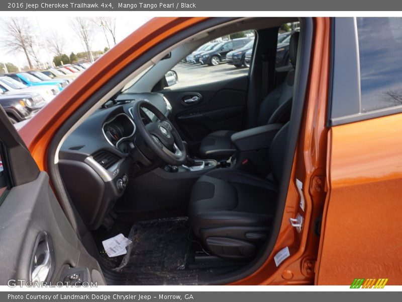 Mango Tango Pearl / Black 2016 Jeep Cherokee Trailhawk 4x4