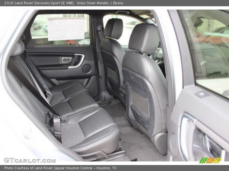 Indus Silver Metallic / Ebony 2016 Land Rover Discovery Sport SE 4WD