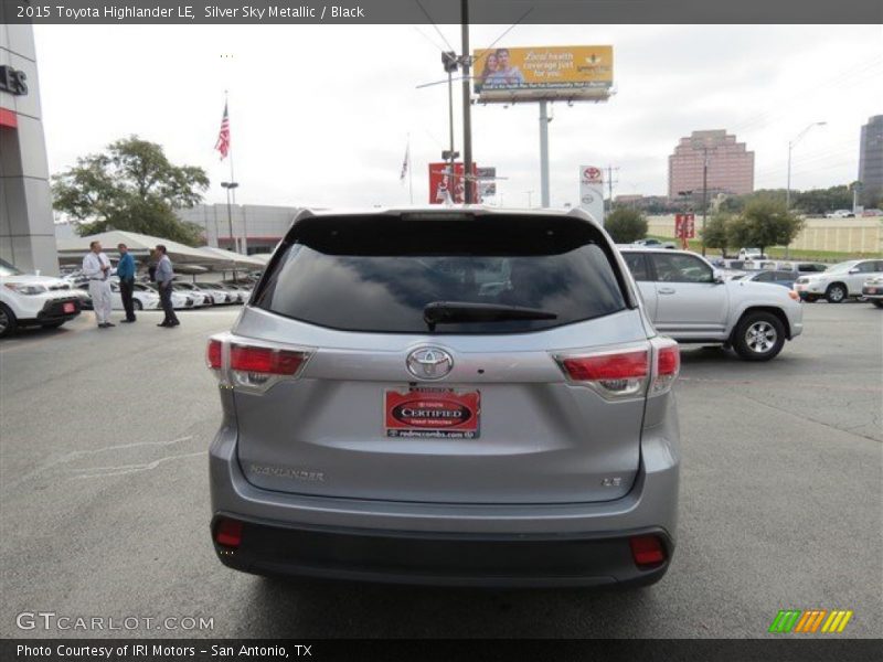 Silver Sky Metallic / Black 2015 Toyota Highlander LE