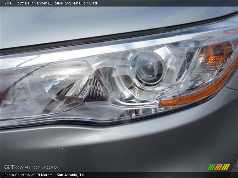 Silver Sky Metallic / Black 2015 Toyota Highlander LE