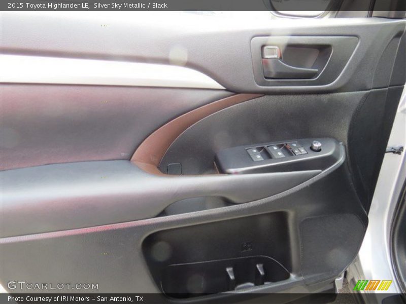 Silver Sky Metallic / Black 2015 Toyota Highlander LE