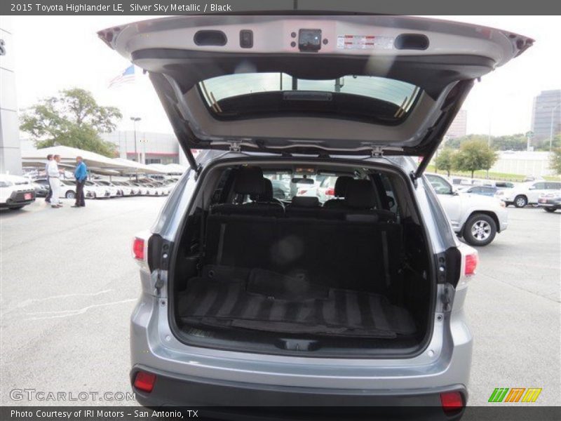 Silver Sky Metallic / Black 2015 Toyota Highlander LE