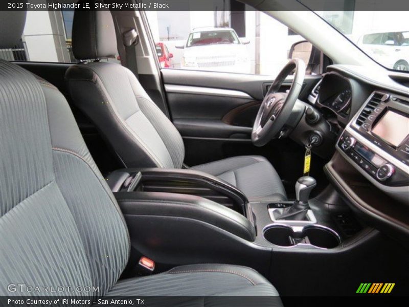 Silver Sky Metallic / Black 2015 Toyota Highlander LE