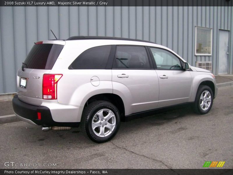 Majestic Silver Metallic / Grey 2008 Suzuki XL7 Luxury AWD