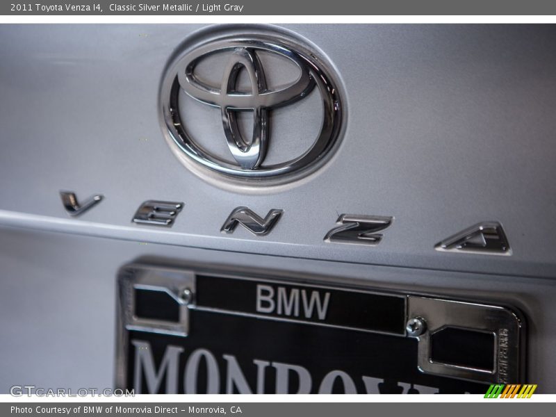 Classic Silver Metallic / Light Gray 2011 Toyota Venza I4