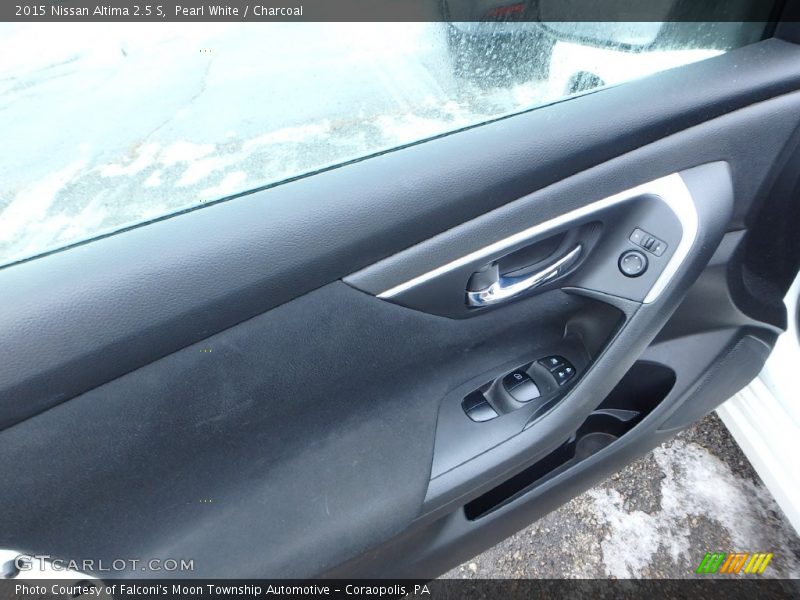 Pearl White / Charcoal 2015 Nissan Altima 2.5 S