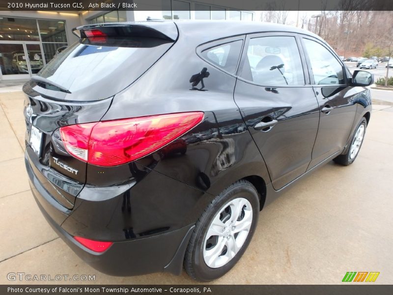 Ash Black / Black 2010 Hyundai Tucson GLS