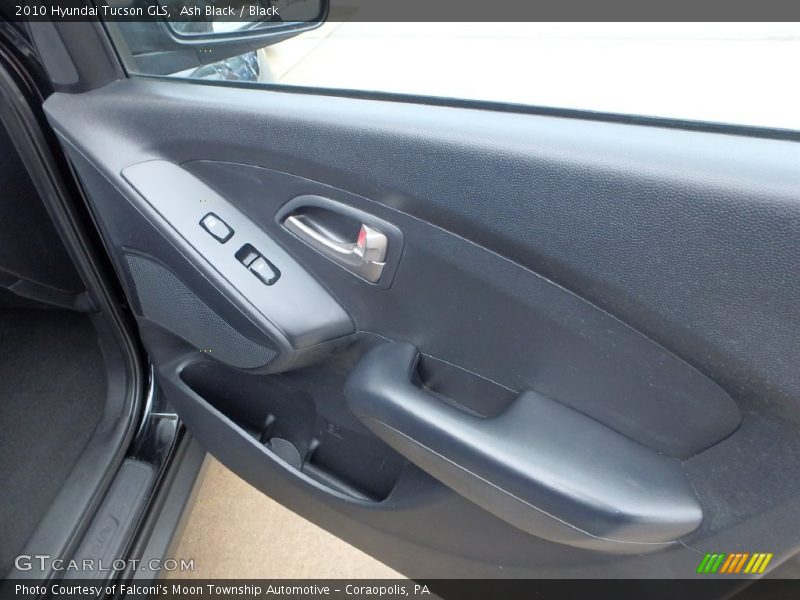 Ash Black / Black 2010 Hyundai Tucson GLS