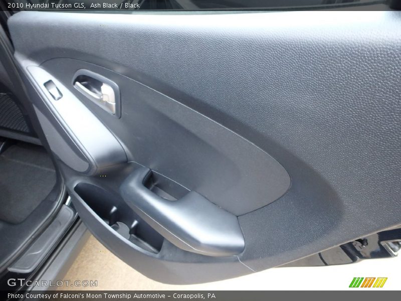 Ash Black / Black 2010 Hyundai Tucson GLS