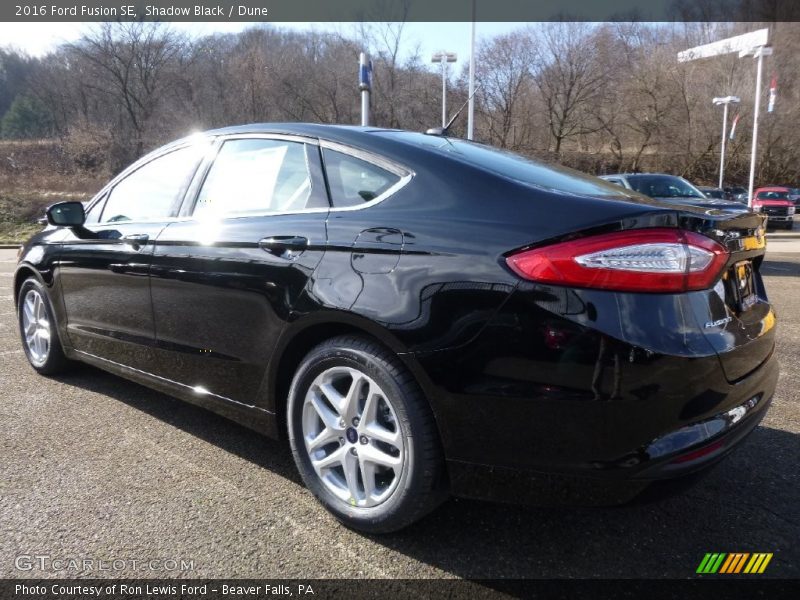Shadow Black / Dune 2016 Ford Fusion SE