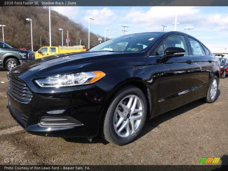 Shadow Black / Dune 2016 Ford Fusion SE