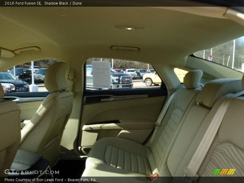 Shadow Black / Dune 2016 Ford Fusion SE