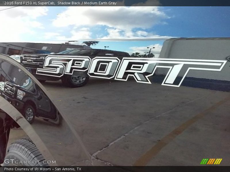 Shadow Black / Medium Earth Gray 2016 Ford F150 XL SuperCab