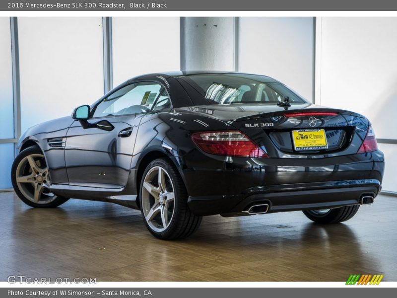 Black / Black 2016 Mercedes-Benz SLK 300 Roadster