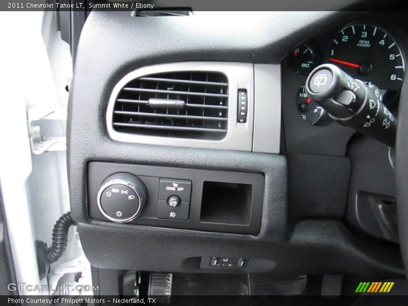 Summit White / Ebony 2011 Chevrolet Tahoe LT