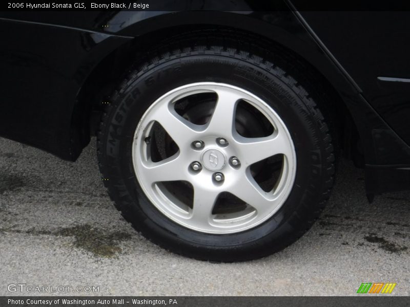 Ebony Black / Beige 2006 Hyundai Sonata GLS