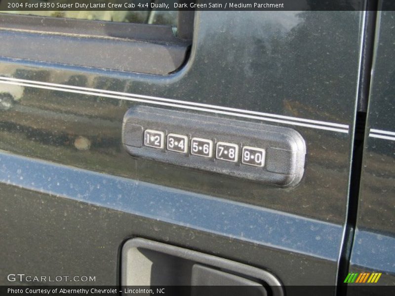 Dark Green Satin / Medium Parchment 2004 Ford F350 Super Duty Lariat Crew Cab 4x4 Dually