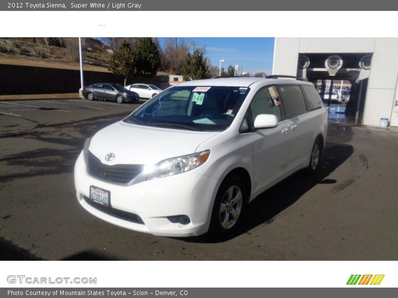 Super White / Light Gray 2012 Toyota Sienna