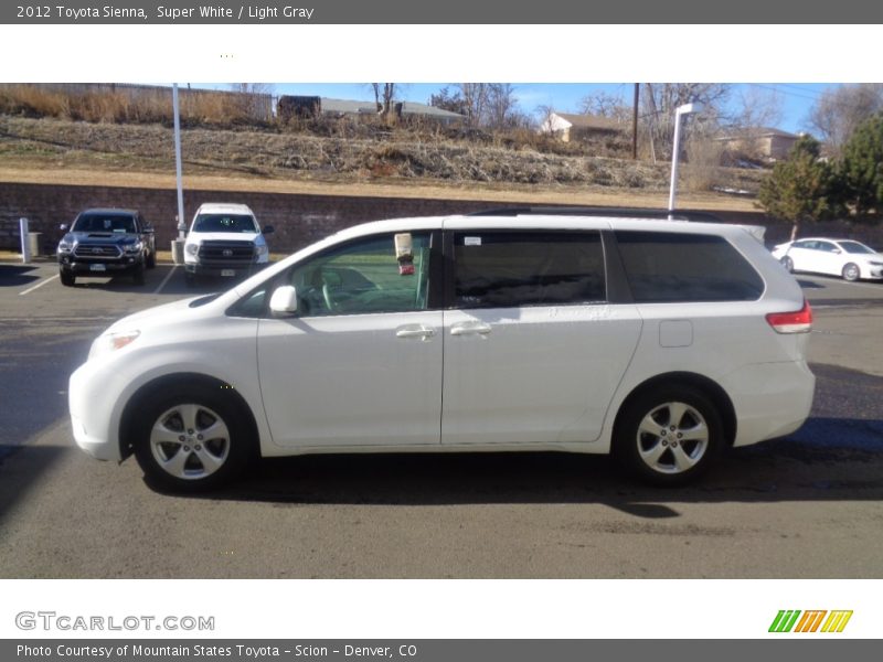 Super White / Light Gray 2012 Toyota Sienna